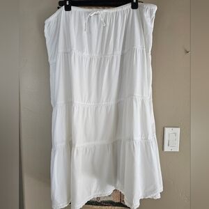 Cariloha Tiered skirt XL